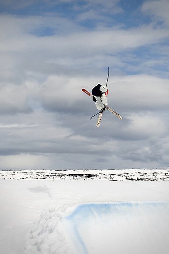 Parkavslutning Tandådalen 2010

www.hengus.com. Photo: Henrik Gustavsson. Rider: Jesper Wahlgren.