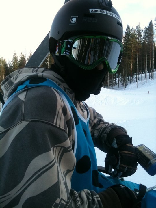 Photo: William Gradling. Rider: Adrian Sjöstrand.