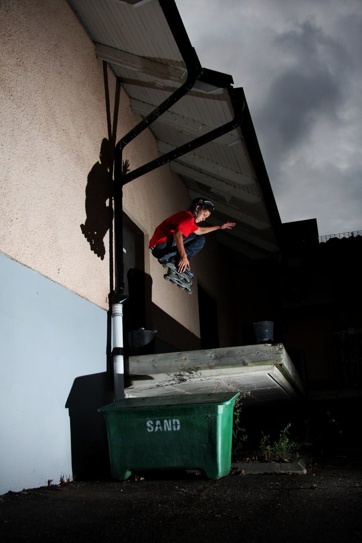 jag gör 180 drop myran fotar fint :D. Photo: myran15. Rider: jag.