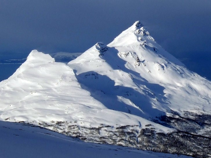 This beutiful peak called Drangen is an impressive. Photo: Olav Solberg.