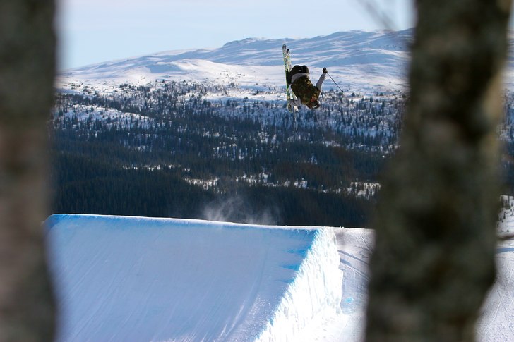 backflip stailfish. Photo: Simon Dehnisch. Rider: Joel Dehnisch.