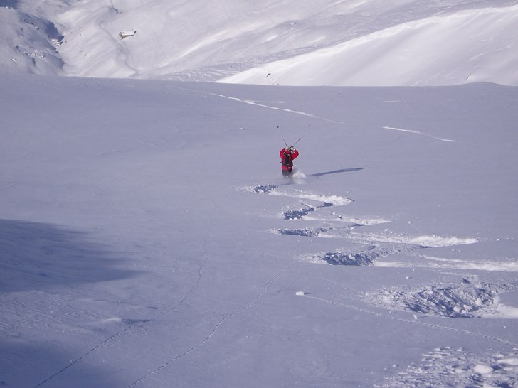 Kanon offpist, helt solo, o ospårat. Photo: christer nordell. Rider: Per Johannesson.
