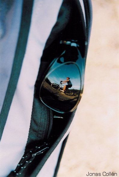 Fick bilden när jag skulle lägga ner brillorna i. Photo: Jonas Collén. Rider: Peter Winbo.