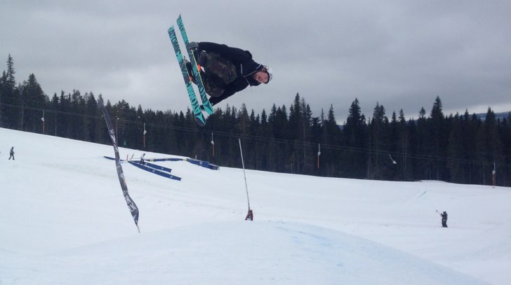 Lärde mig att göra flatspin 720 i vinter och lyc. Photo: Alexander Hebbe. Rider: Jeppenator.