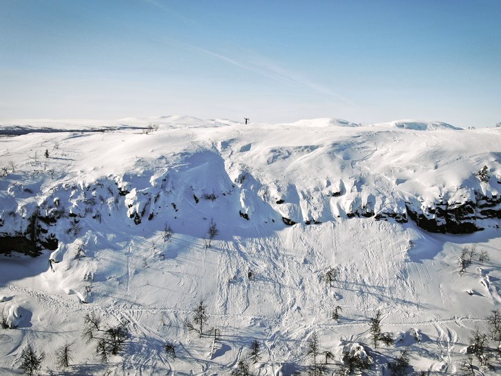 Kammen på Funäsdalsberget, ett kort men adrenali. Photo: Petter Elfsberg.
