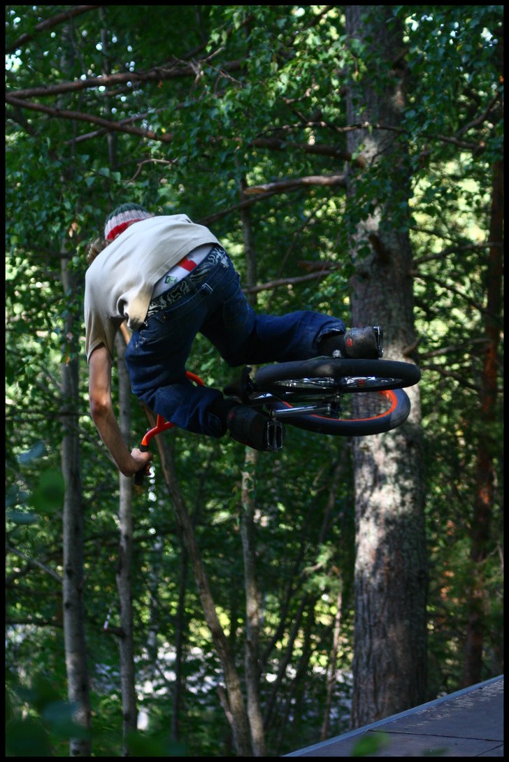 en smuttsig dag i fba. Photo: Pontus jonsson. Rider: christoffer van kuijl.