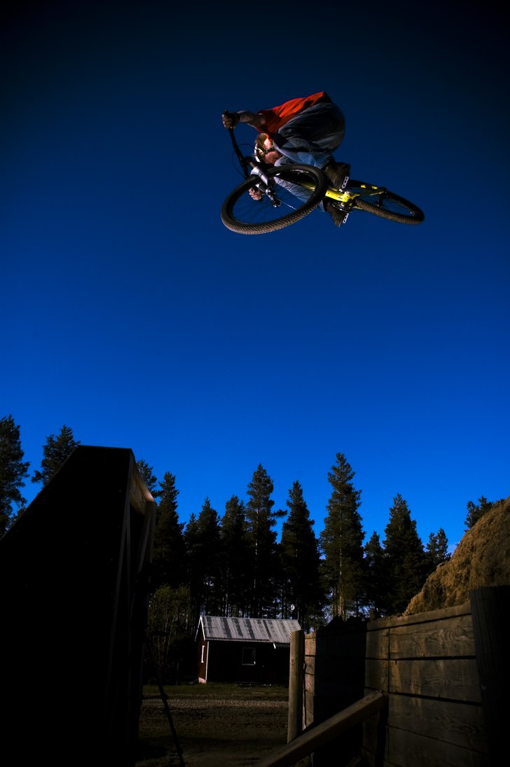 3a. Photo: Hampus Elmenhof. Rider: Pär Berglund.