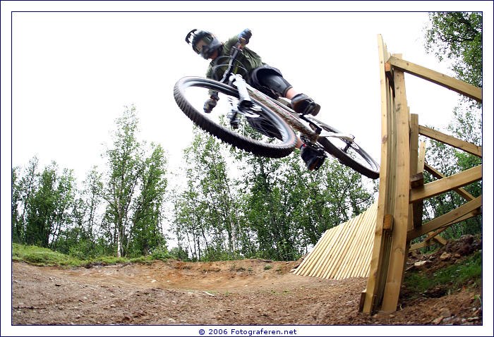 Riding Geilo bike park.. Photo: http://www.fotograferen.net/. Rider: Thomas Aaby.