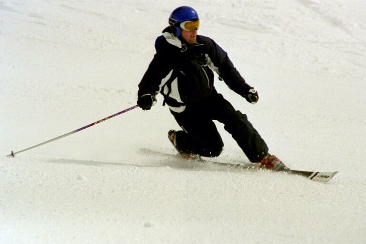 Sköna svängar på Pissaillas.. Photo: Pär Fritiofsson. Rider: Peter Fritiofsson.