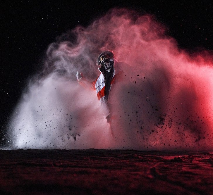 Var länge sugen på att prova effekten av ett fä. Photo: Simon Hastegård. Rider: Niklas Eriksson.
