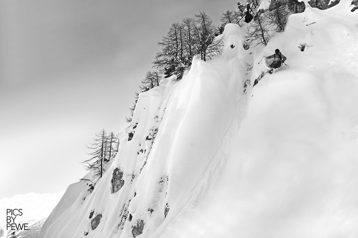 Photo: Pics by pewe. Rider: Niklas Taube.