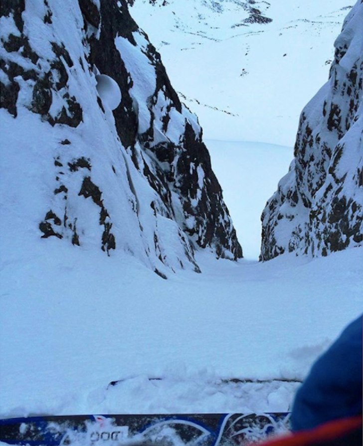 Mitten av rännan här är den inte extremt brant . Photo: Björn Gund.