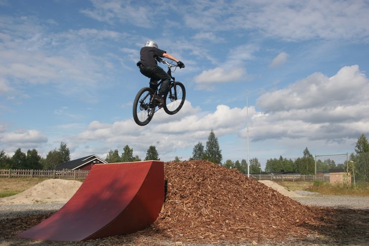 Bilden kom 3:a i en fototävling =)
. Photo: Viktor Boström. Rider: Marcus Marklund.