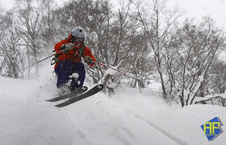 Droppa lite och sånt. Photo: David Gärdshagen. Rider: Johan Sundström.