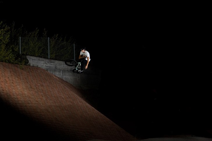 Enkelt och stilrent var ledordet i den här bilden. Photo: Mats Kahlström. Rider: Jens Kahlström.
