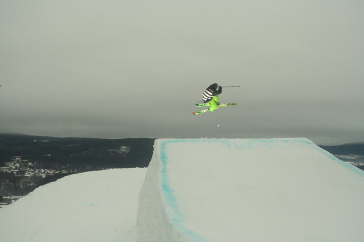 720 en blek dag i vintras.. Photo: Anton Östlund. Rider: Per Olsson.