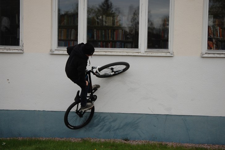 Jag gör flat to wall.. Photo: Markus Larsson. Rider: jag (Simon Persson).