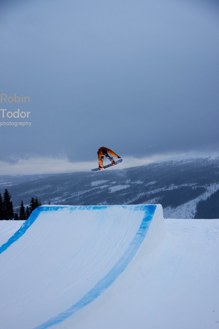 Åre snowpark. Photo: Robin Todor. Rider: Emil.