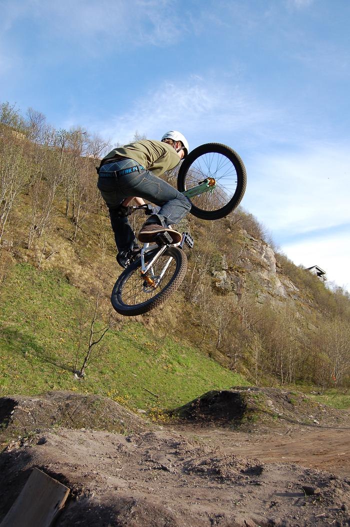 Photo: Lars-Petter Løkås. Rider: Knut Løkås.