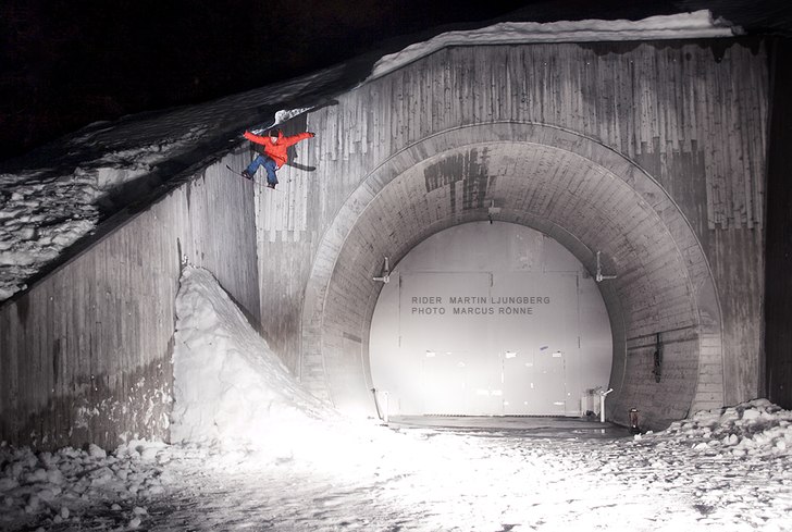 Hårig bombdrop to wallride.. Photo: Marcus Rönne. Rider: Martin Ljungberg.