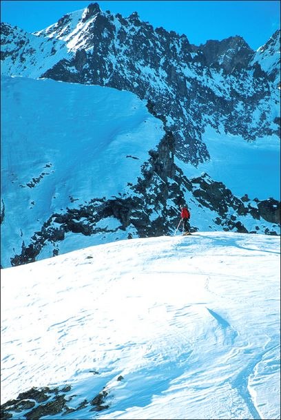 ola wihlborg blickar ut, serre chevalier. Photo: David Elmfeldt. Rider: Ola Wihlborg.