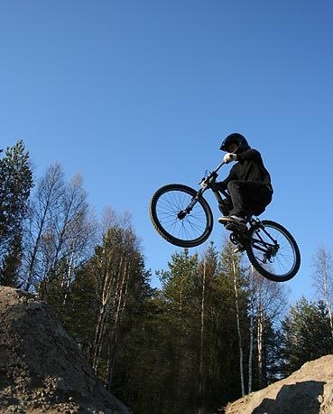 Photo: Oscar Sundén. Rider: Tobias Lundholm.