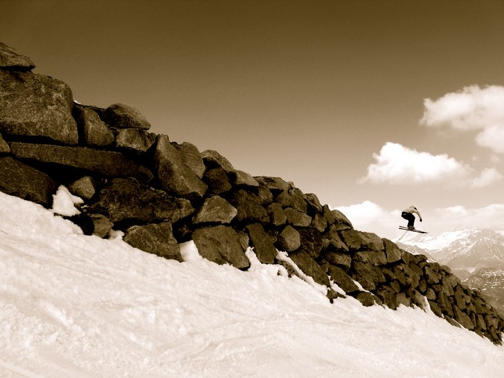 Photo: Jacob Hasslow. Rider: Robert Månsby.