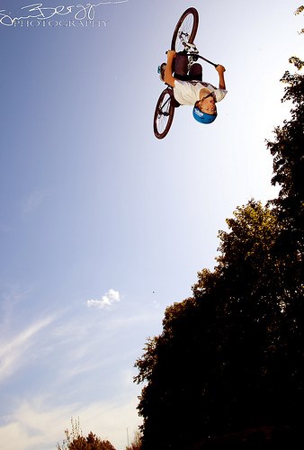 bakåtvolt. Photo: simon berggren. Rider: anton thelander.