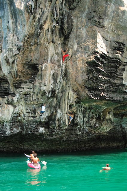 Deepwater soloing. 
Heldags tur inkl. guide, mat . Photo: Jon Larsson. Rider: Jessica Leander + okända.