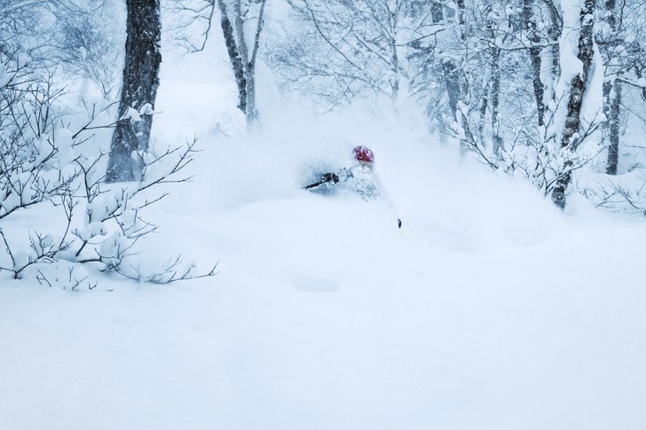 Dagens sista åk en sinnes dag i Furano, januari 2. Photo: Henrik Bonnevier. Rider: Thomas Munck af Rosenschöld.