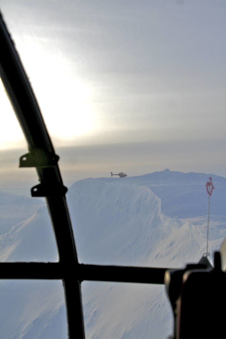 View from Heli during inflight.. Photo: Mikael Friman.