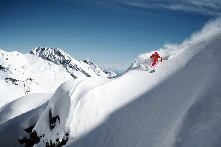 Photo: Johannes Strobel. Rider: Stéphanie Churlet.
