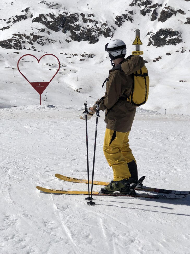 Far och son firar farsan i Val D’Isere.