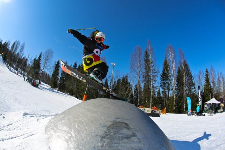 Rider: Adrian Sjöstrand.