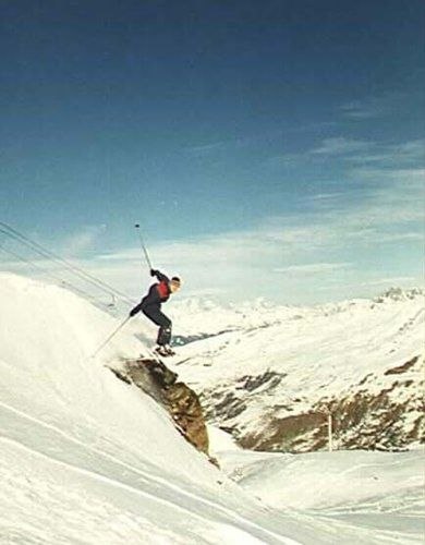 Photo: Niklas Eriksson. Rider: Jonas Melin.