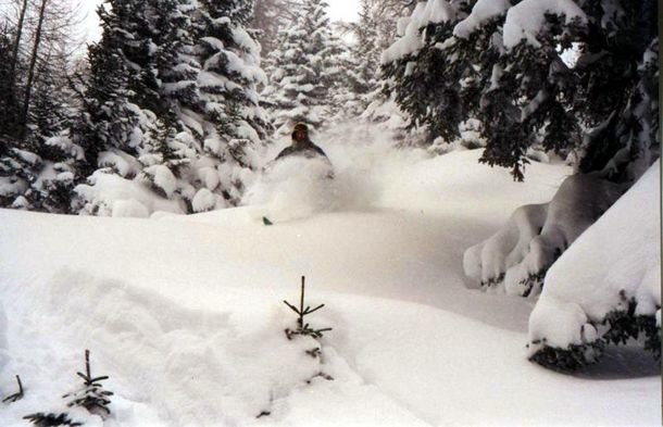 Photo: Henrik Johansson. Rider: Rasmus Lundin.