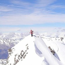 P&aring; v&auml;g till North Face.. Photo: Erik Borg. Rider: Gustaf H&ouml;&ouml;k.