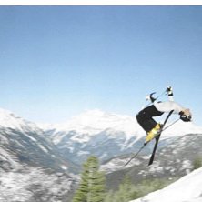 Andra volten i mitt liv (med skidor p&aring; f&ouml;tterna). Photo: Jonas M&auml;mpel. Rider: Andreas Hertzman.