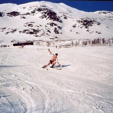 V&aring;rsolen stekte och det var riktigt varmt. Skalkl. Photo: Landberg. Rider: IvanTheMan.