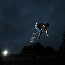 Tabletop I Quarterpipe. Rider: Jacob Nedler.