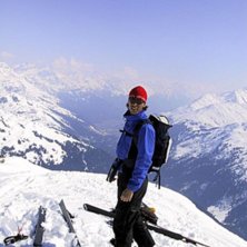 P&aring; toppen av Vildebene.St.Anton syns bakom P&auml;r. . Photo: Henrik Rafstedt. Rider: P&auml;r.