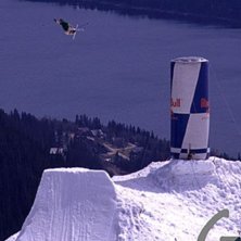 Pushing the limits of freestyle. Photo: Yves Garneau. Rider: Terje Norgard.