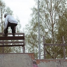 lipp p&aring; en liten b&auml;nk . Photo: Filip Burman. Rider: Jesper Nystr&ouml;m.