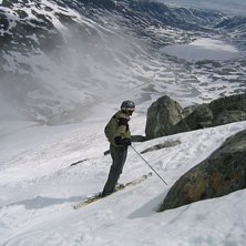 Stryn, juni 2003.
Sista &aring;ket ner till stolslifte. Photo: Sofia Larsson. Rider: Johan Sk&ouml;ld.
