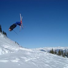 Galen amerikan gjorde sin f&ouml;rsta backflip.. Photo: Jonas H&ouml;gstr&ouml;m. Rider: Ok&auml;nd.