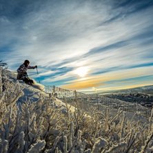 Fr&aring;n slutet av oktober, vid f&ouml;rsta stora sn&ouml;fal. Photo: Hjalmar Andersson. Rider: Sebastian Karlsson.