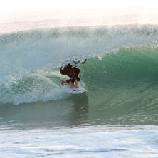 Perfekta f&ouml;rh&aring;llanden i Portugal. En tub jag int. Photo: Jonathan Johansson. Rider: Jakob Andersson.