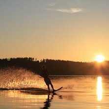 sommar :D. Photo: Ida. Rider: Adam Risberg.