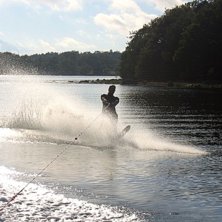 Finns det n&aring;got b&auml;ttre s&auml;tt att spendera midsom. Photo: Gustav &Aring;stedt. Rider: Christoffer Schack.