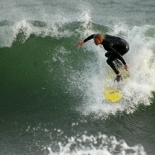 Sk&ouml;n surfdag p&aring; tor&ouml;. Photo: MILOMAN. Rider: Clas Ahlstrand.